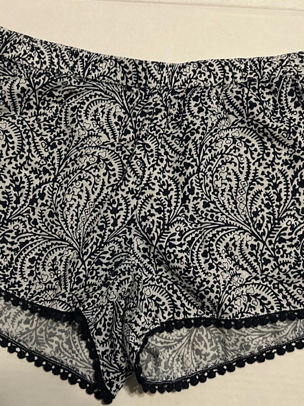 aerie Black and White Paisley Pom-Hem Lounge Shorts